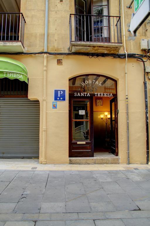 Hostal Santa Teresa Реус Экстерьер фото