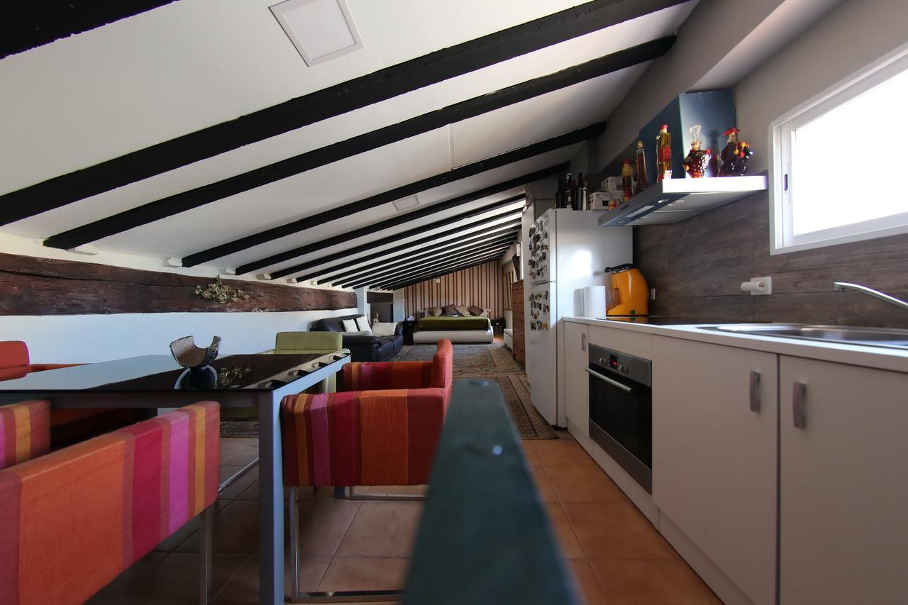 Hostal Santa Teresa Реус Экстерьер фото