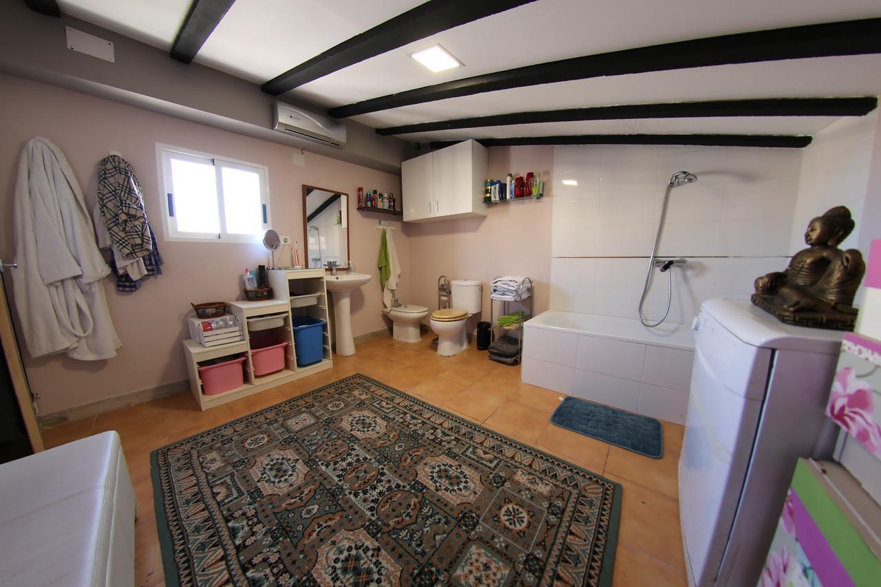 Hostal Santa Teresa Реус Экстерьер фото